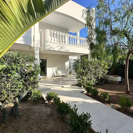 Bed and Breakfast Itinera Baia And Breakfast 4*