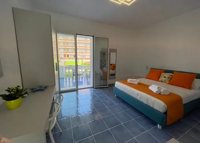 לינה וארוחת בוקר Itinera Baia And Breakfast גאליפולי